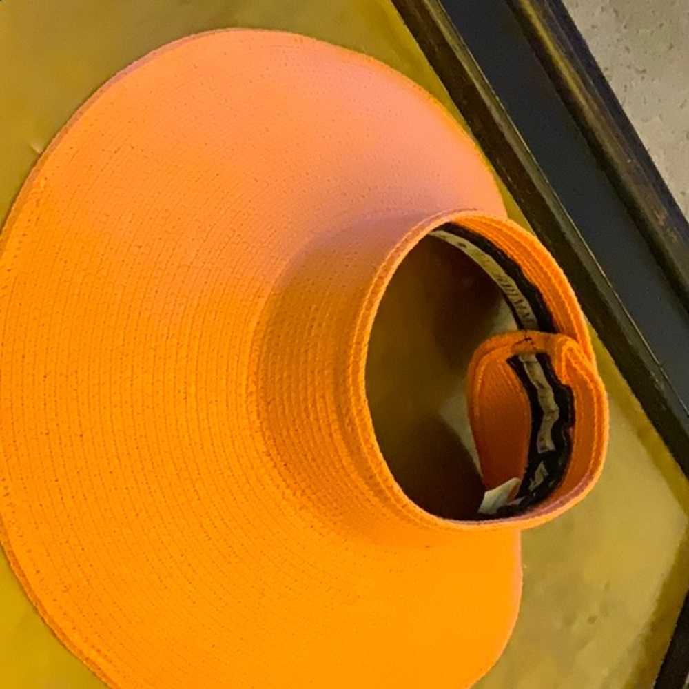 Peter Grimm Melon-colored Foldable Packable Straw Visor